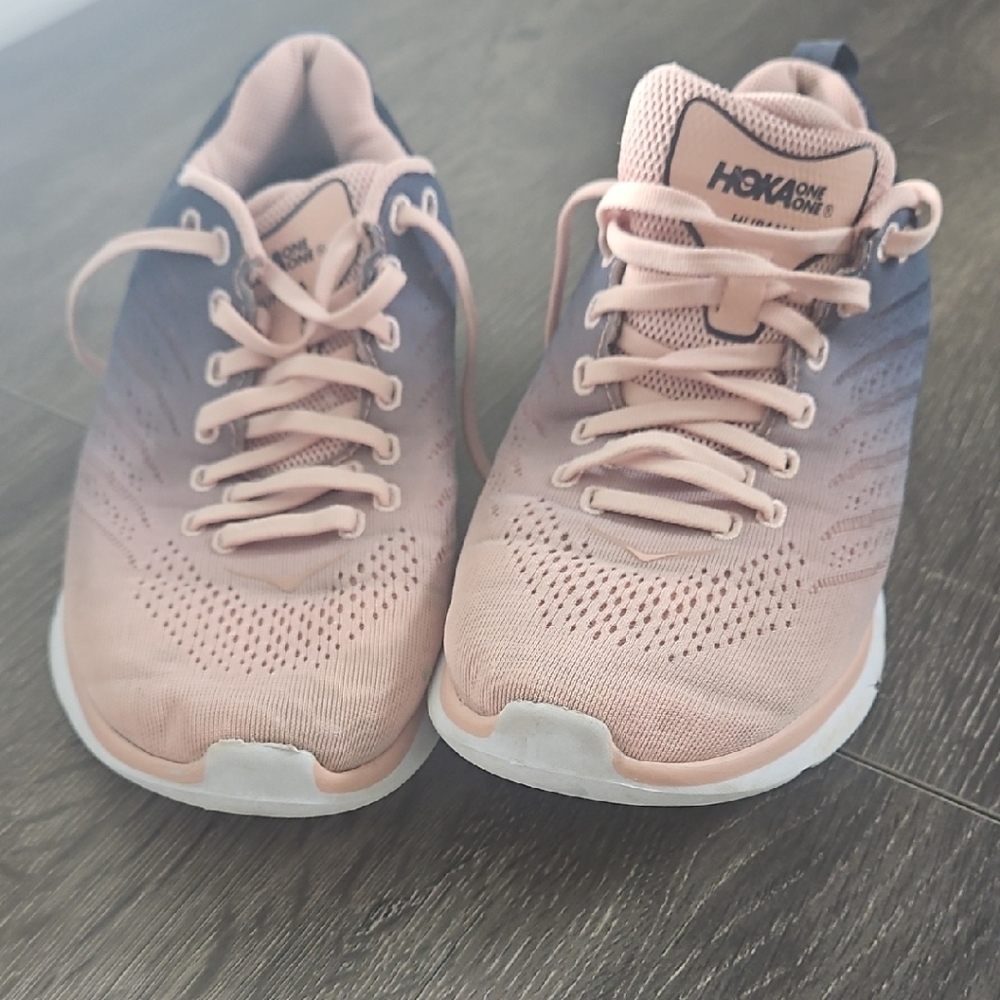 Hoka One One Hupana ME Pink and Gray Athletic Shoes Size 8
